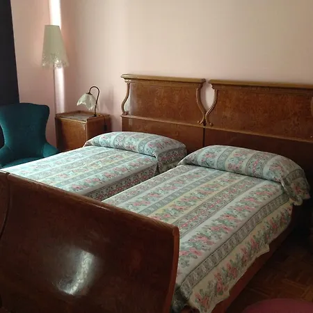 Le Ortensie Di Via Rossetti Триест